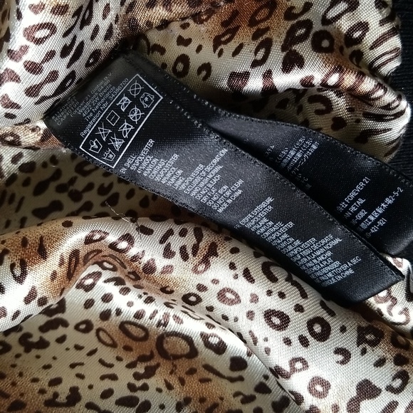 Baseball jacket - Picture 5 of 7